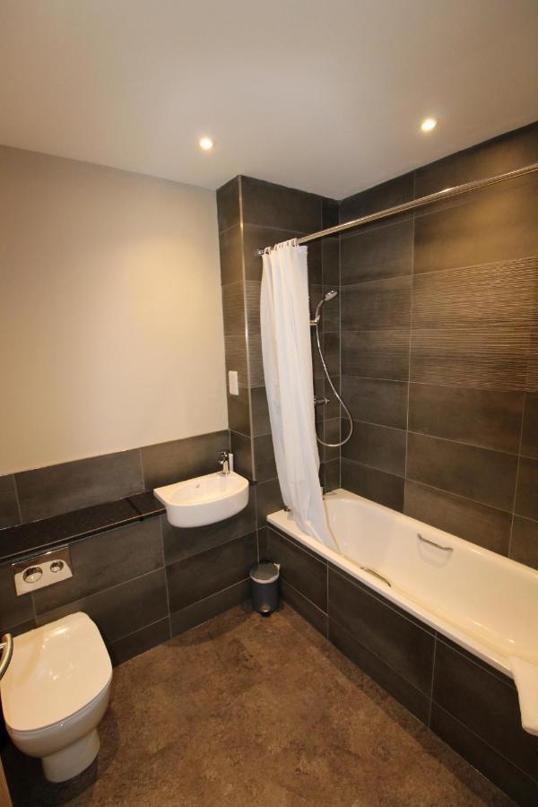 Plawsworth Hall Serviced Cottages And Apartments ダラム エクステリア 写真