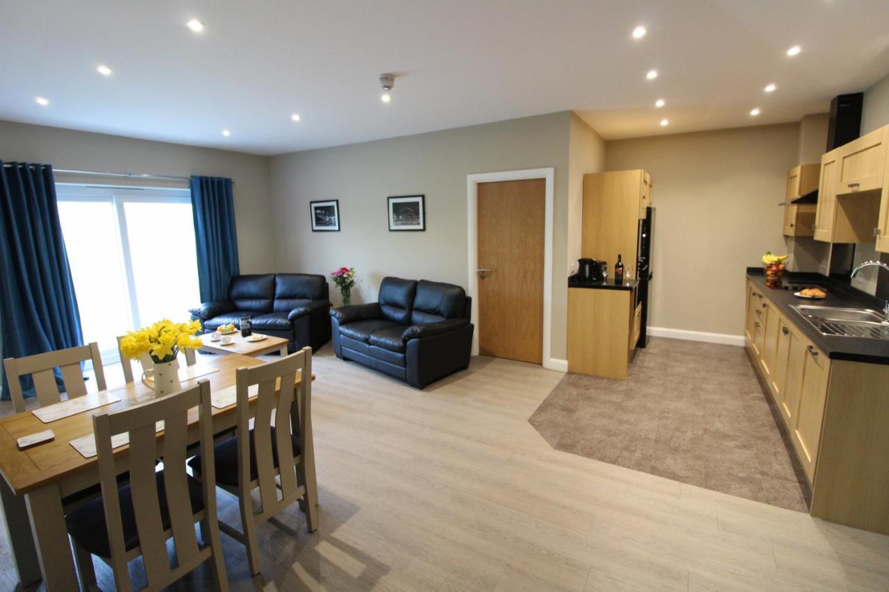 Plawsworth Hall Serviced Cottages And Apartments ダラム エクステリア 写真