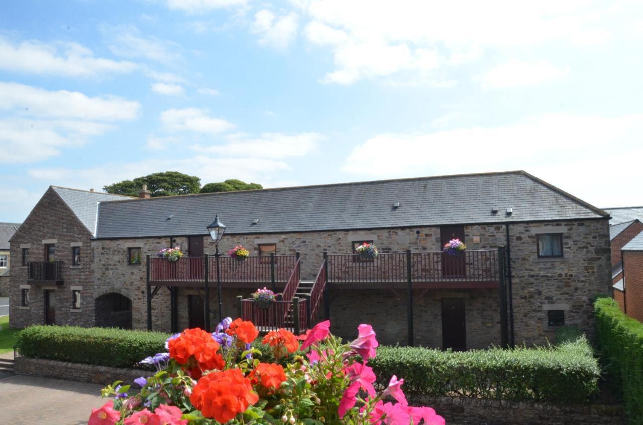 Plawsworth Hall Serviced Cottages And Apartments ダラム エクステリア 写真