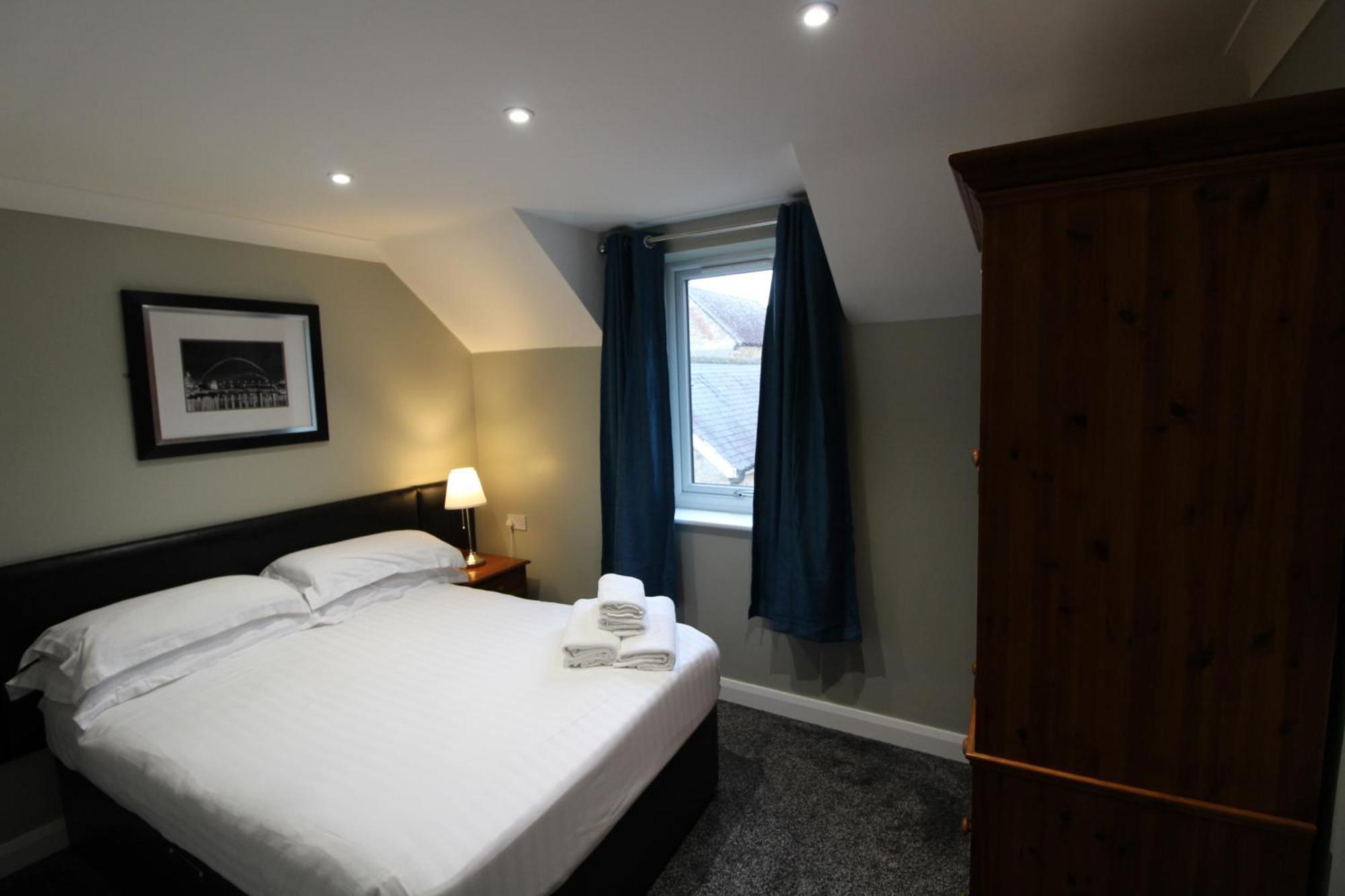 Plawsworth Hall Serviced Cottages And Apartments ダラム エクステリア 写真