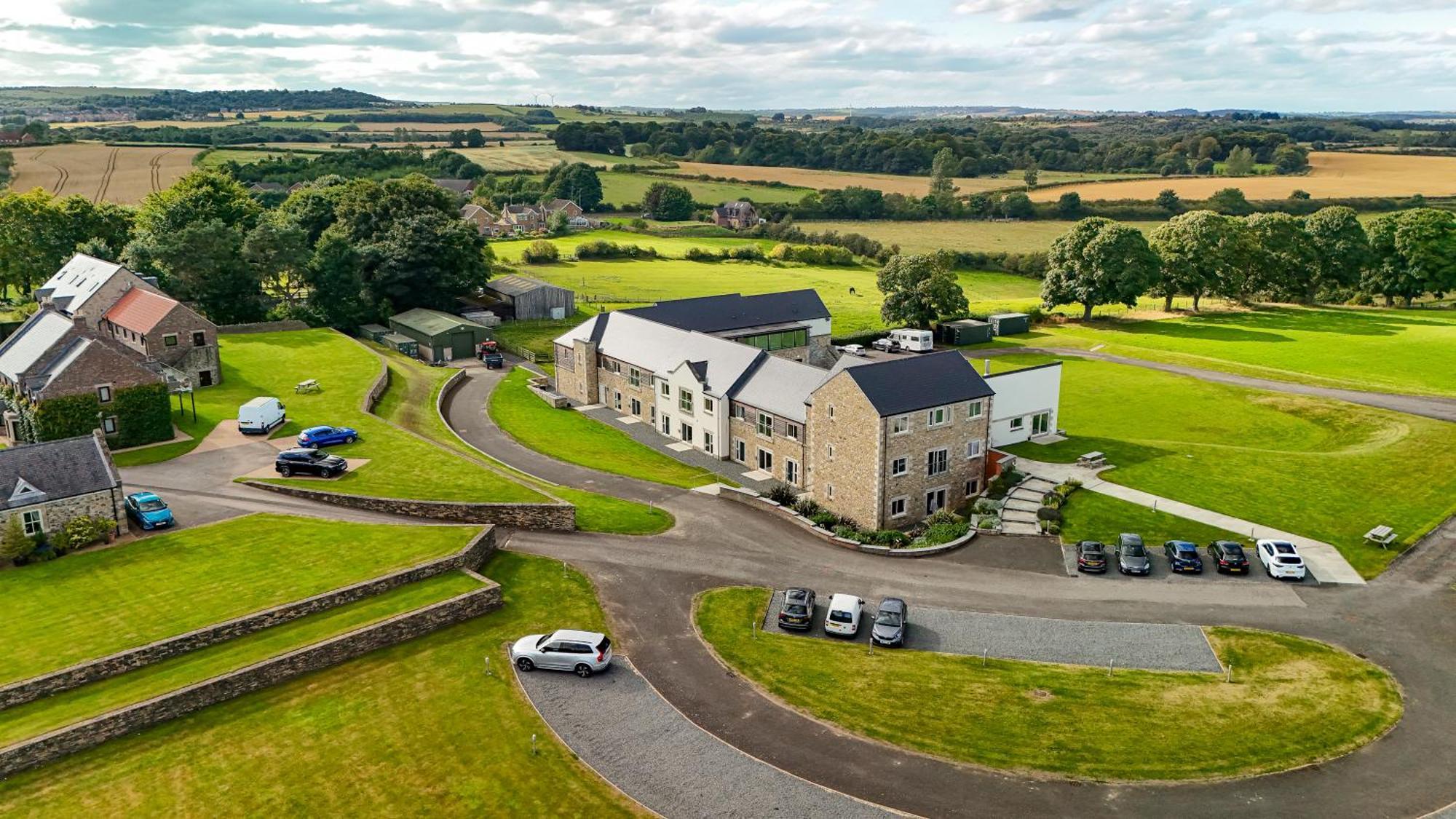 Plawsworth Hall Serviced Cottages And Apartments ダラム エクステリア 写真